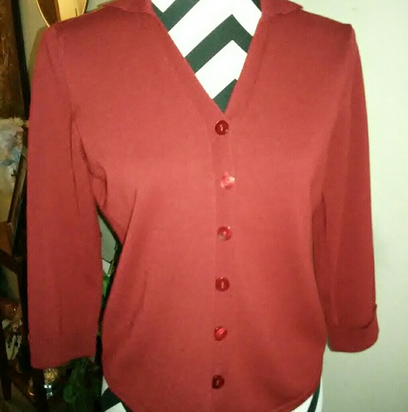 Sweater - Picture 1 of 2